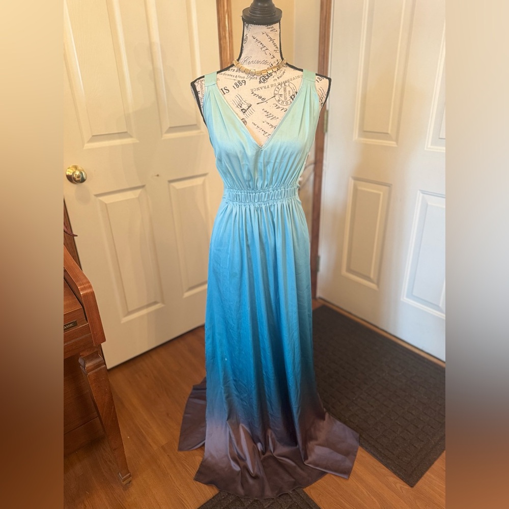 WHBM OMBRE maxi dress. Ombré blue to brown. Size Small
